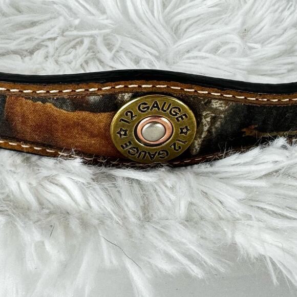 24" 12 Gauge Camo Vintage Leather Buckle Dog Collar - Picture 4 of 6